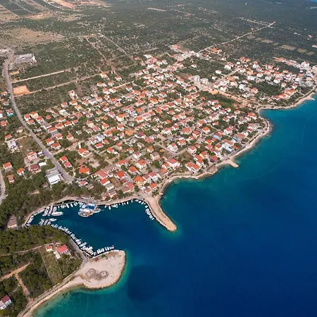 Apartman With A Parking Space Mandre, Pag - 18273 Kolan